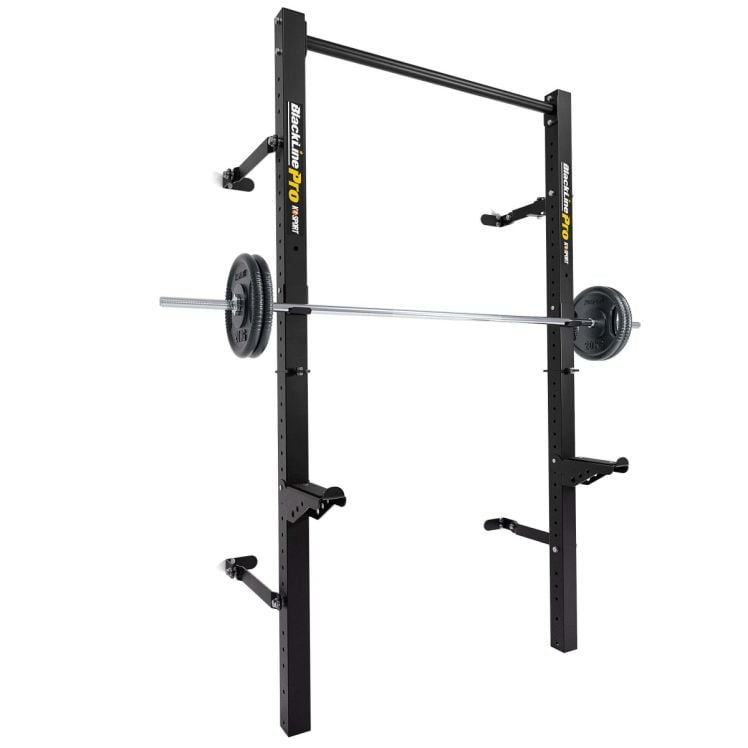 Half Rack mit aufgelegter Langhantel und Gewichten