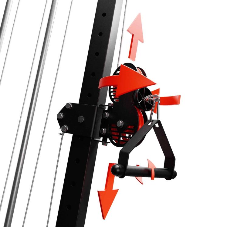 Detailansicht der Umlenkrolle mit Drehfunktion und Kabelgriff am Latzug eines Power Racks