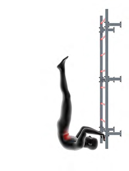 Dummy an Sprossenwand - Dragon Flag