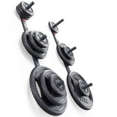 Dos soportes de pared con pesas