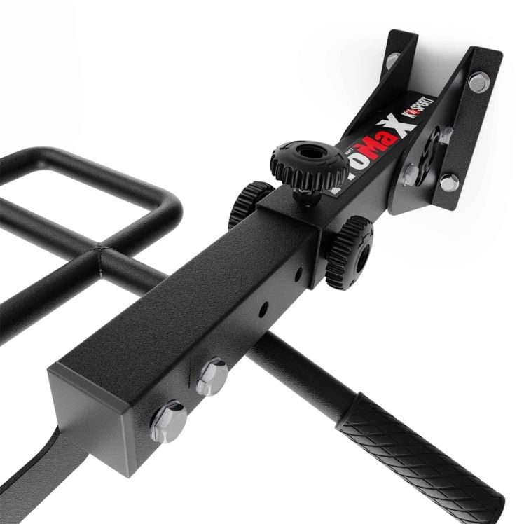 Dettaglio del supporto a parete regolabile di una sbarra per trazioni Multi-Grip in acciaio