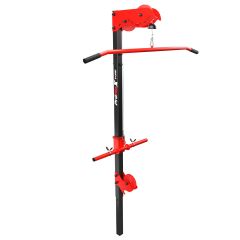 Rote und schwarze Latzugstation mit oberem und unterem Kabelzug