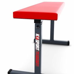 Panca piana con logo K-Sport alla base