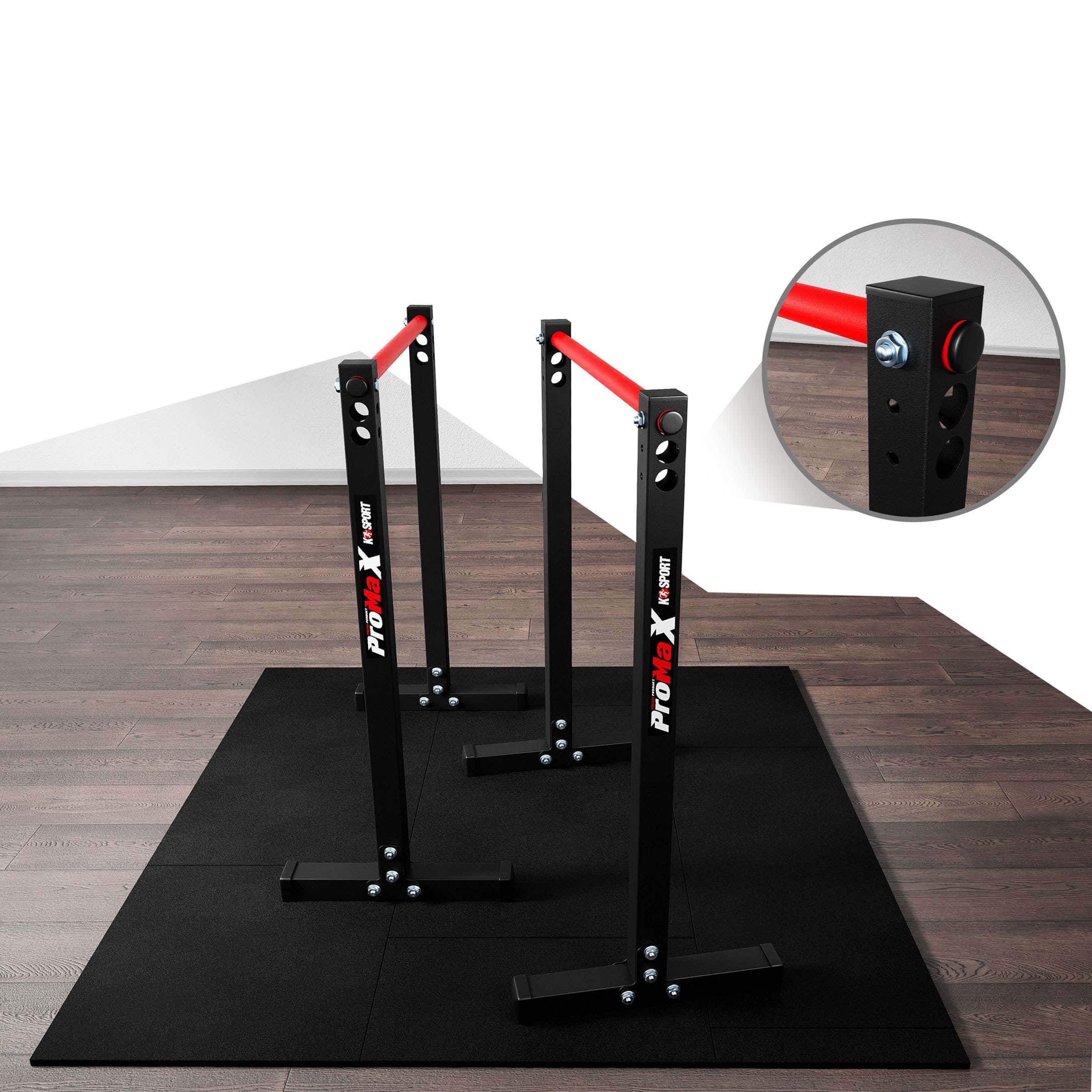 K-Sport Dip-Bar sobre alfombrillas negras con vista detallada