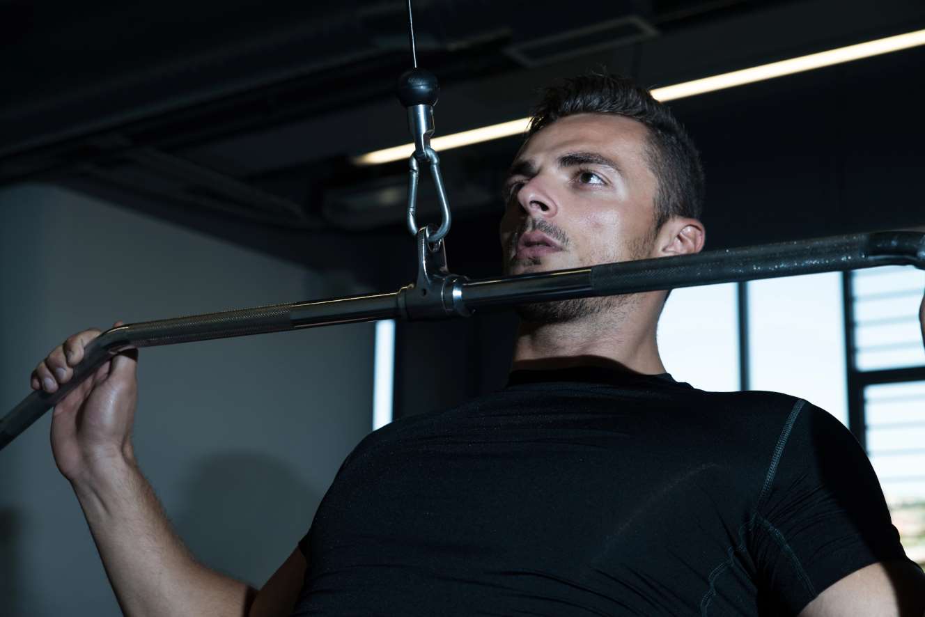 Por qué el ejercicio de pull down debe formar parte de tu entrenamiento